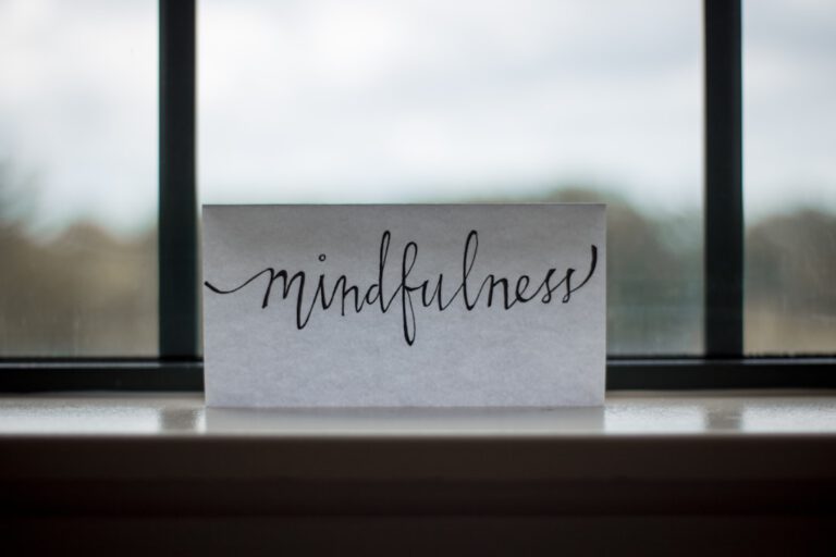 Zdrowie umysłu i ciała: Praktyki jogi i medytacji dla równowagi wewnętrznej
